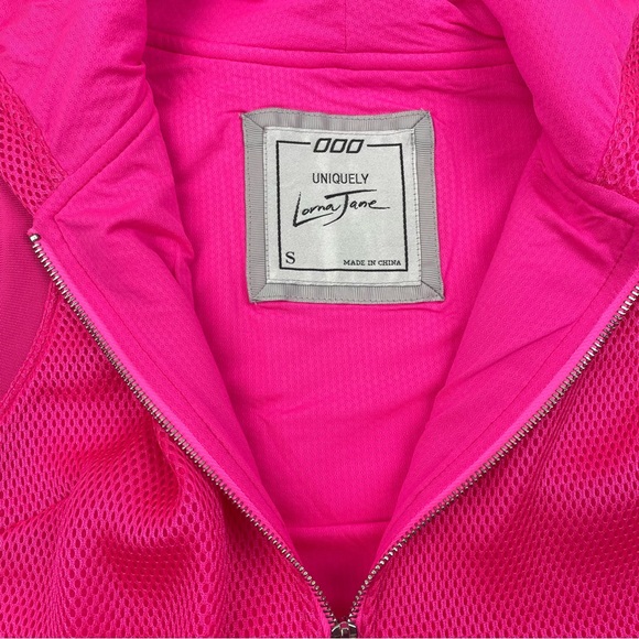 Lorna Jane Blake Neon Pink Hooded Vest. - Picture 3 of 5